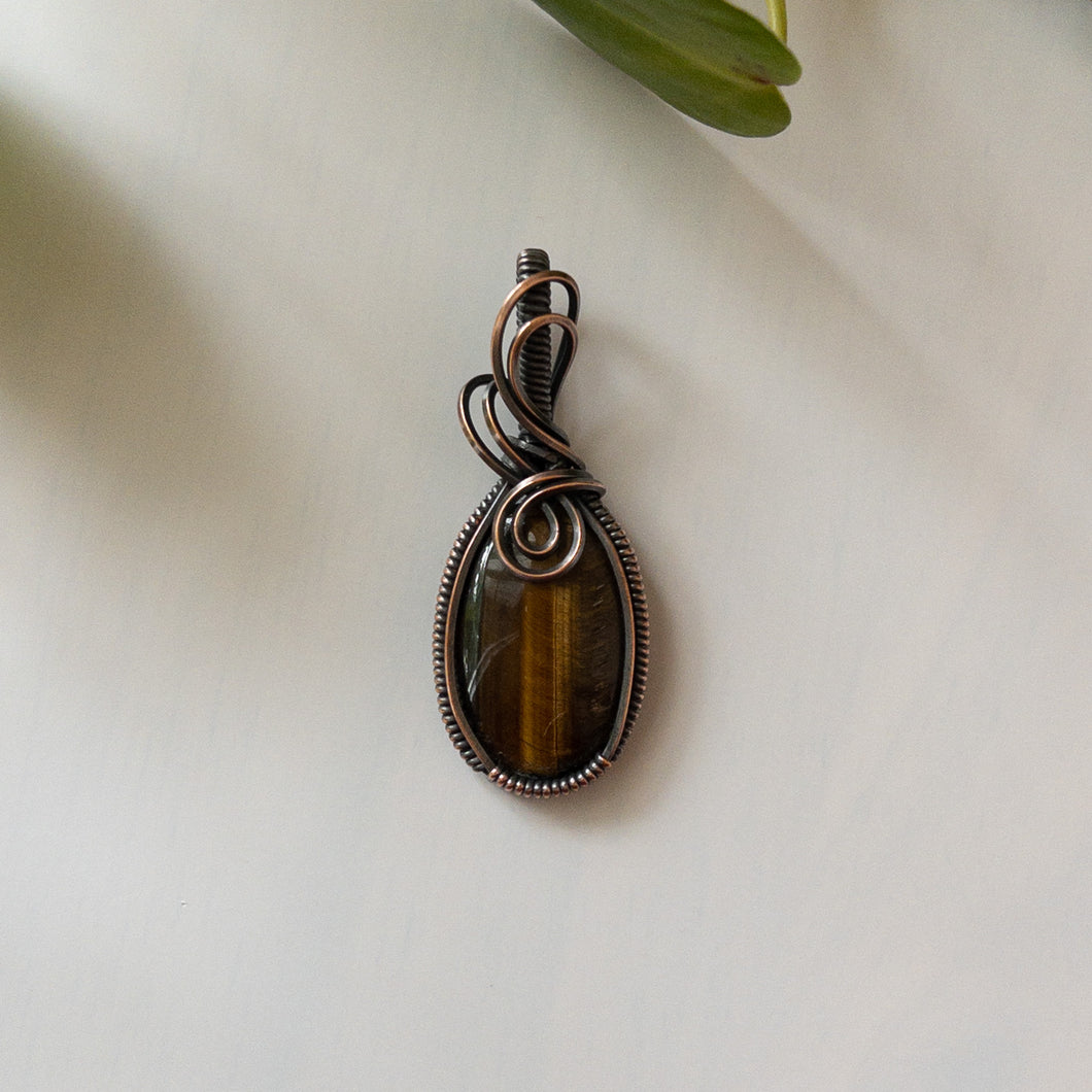 Tiger’s Eye Antiqued Copper Pendant