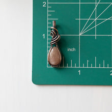 Load image into Gallery viewer, Dainty Sunstone Antiqued Copper Pendant
