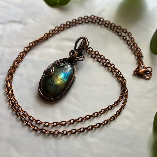 Labradorite Swirl Design Antiqued Copper Wrapped Pendant With Chain