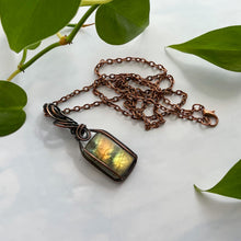 Charger l&#39;image dans la galerie, Rectangular Labradorite &amp; Antiqued Copper Wrapped Pendant
